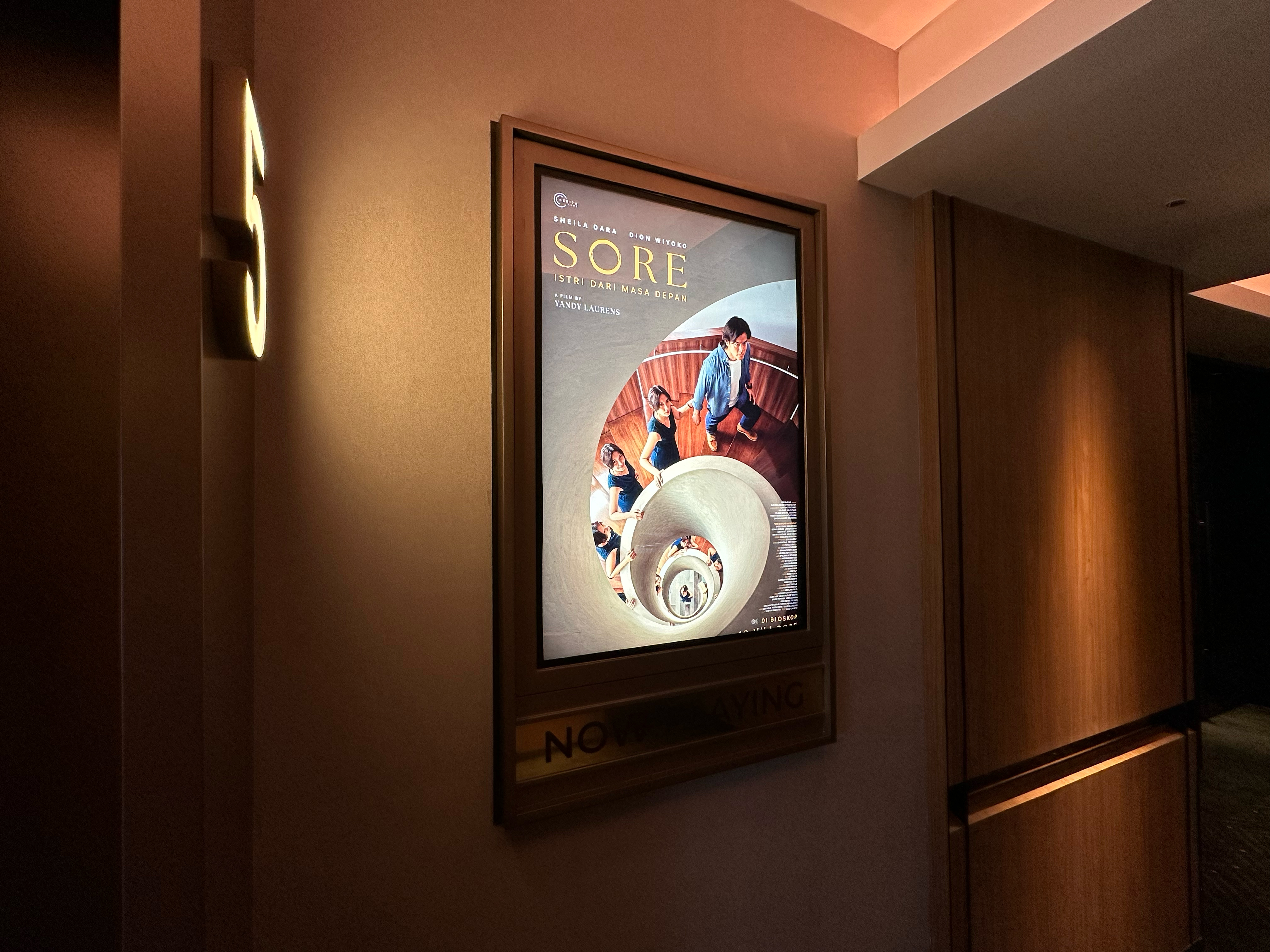 Sore: Istri dari Masa Depan