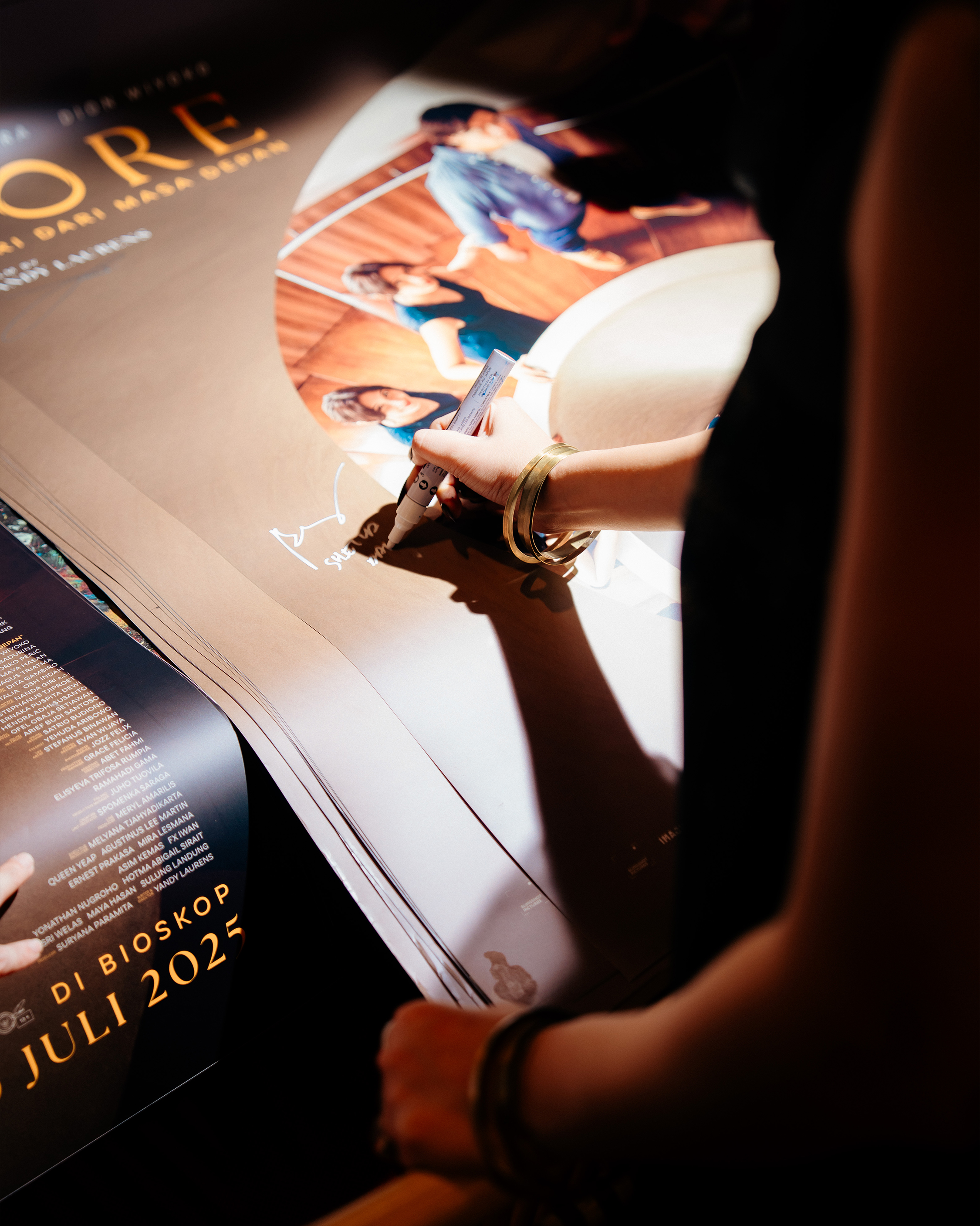 Sore: Istri dari Masa Depan